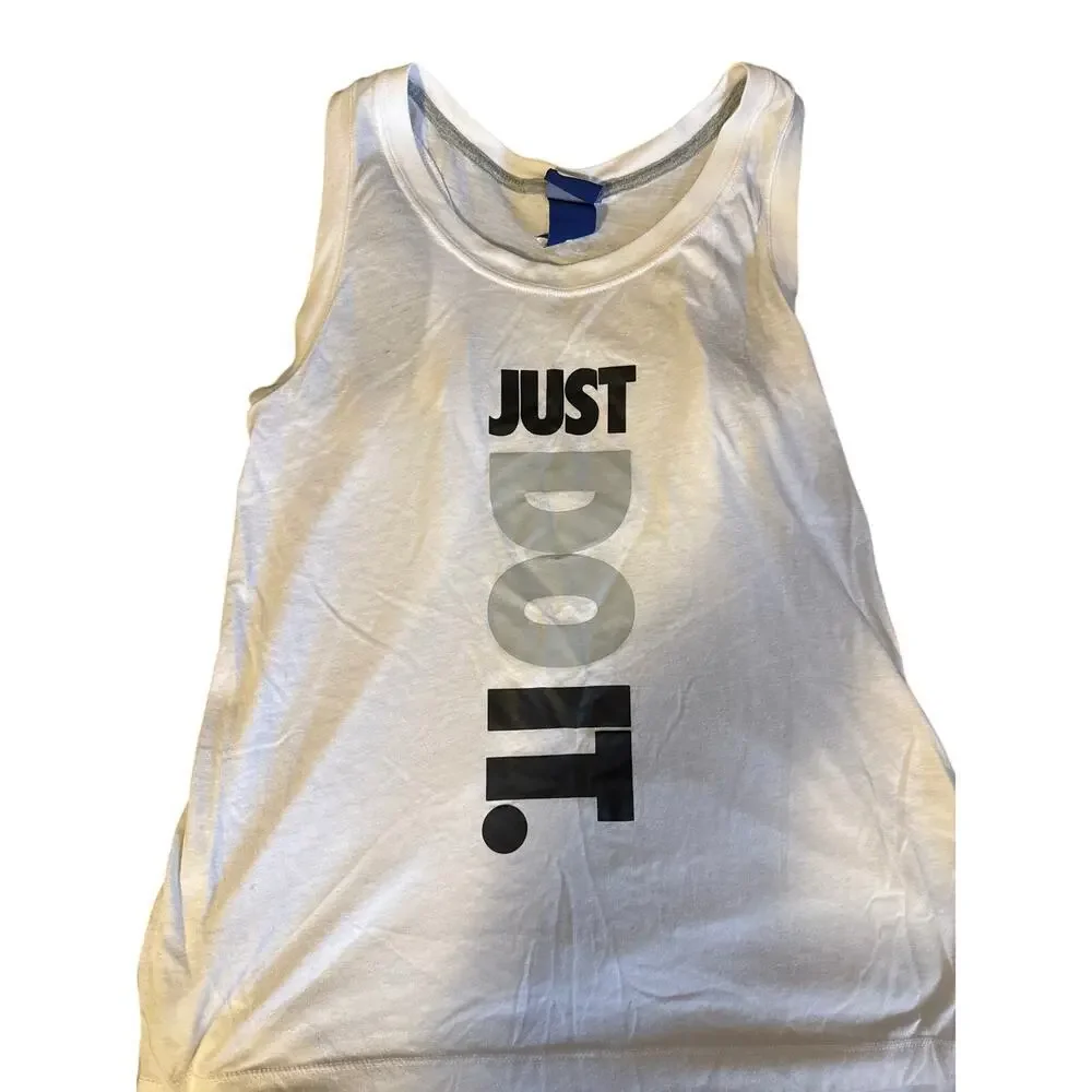 NIKE - bundle of two 2 - size Medium shirts